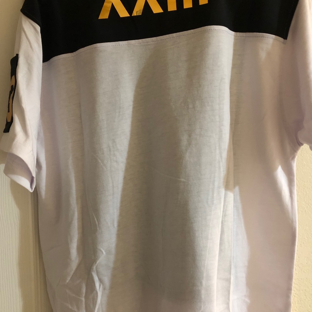 Shirt - Picture 2 of 2